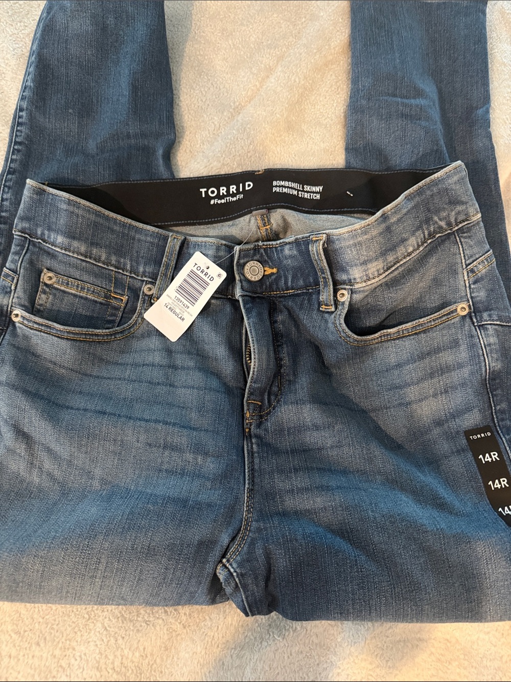 torrid Medium Blue Skinny Jeans - Bombshell Fit
